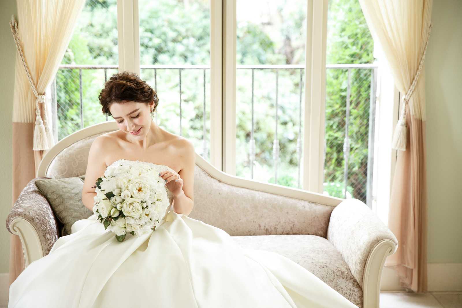 緑をバックにソファスタイルも素敵！