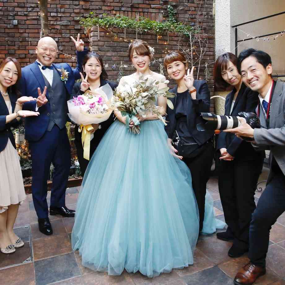 提携ドレスショップさんのカラードレス。